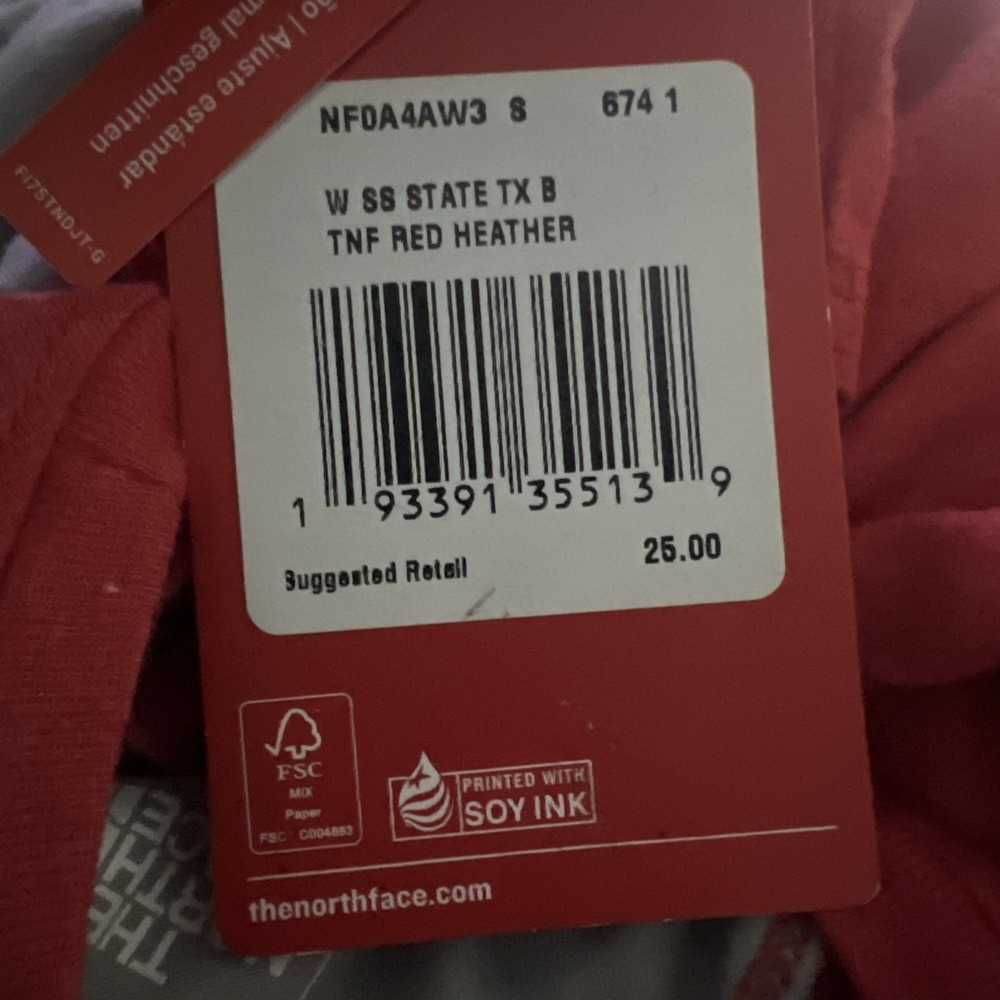 The North Face Womens Graphic T-Shirt LOT OF 2 Texas Flag Redbox Blue Red Small - Picture 6 of 6